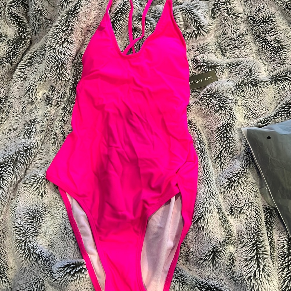 NWT Women’s Small Pink One Piece Swimsuit